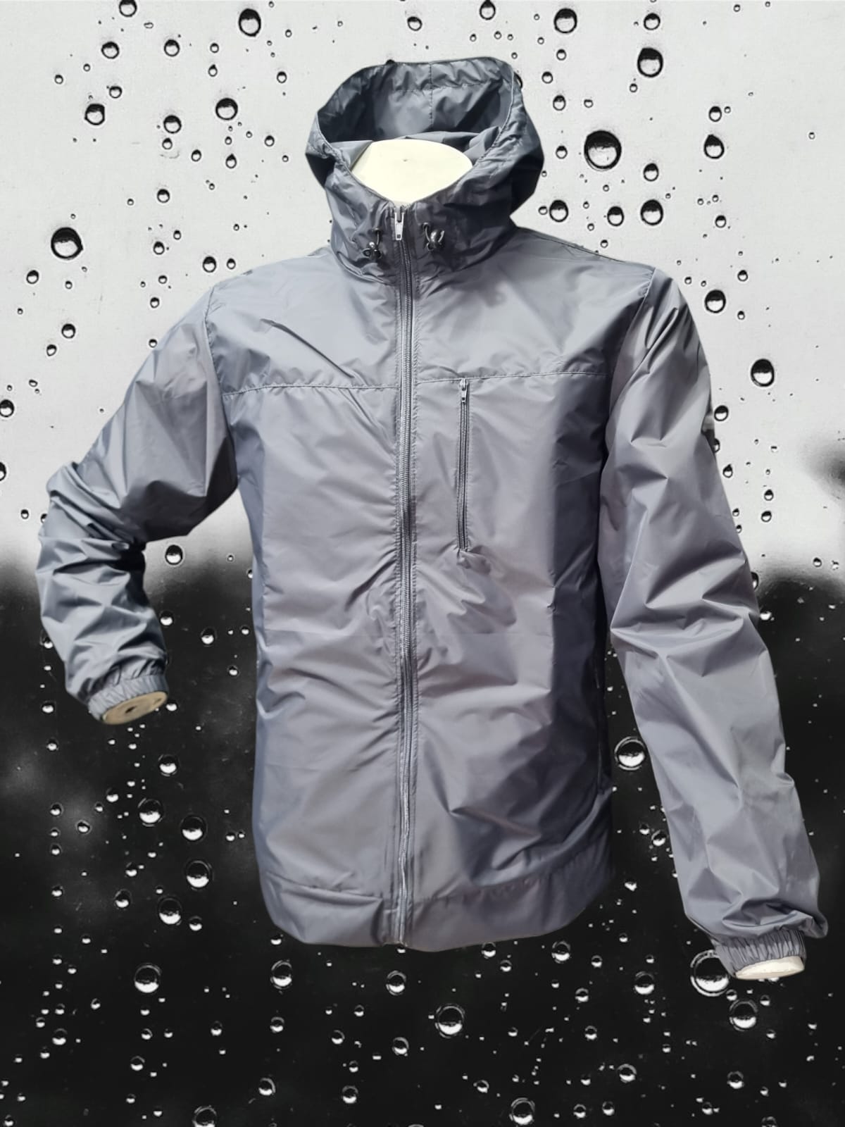 CHAQUETA TACTICA ROMPEVIENTOS